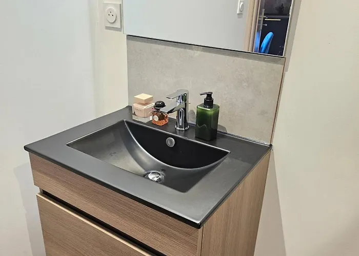 Mitrons - 1a Διαμέρισμα *