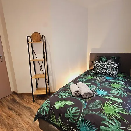 Mitrons - 1a Apartment *